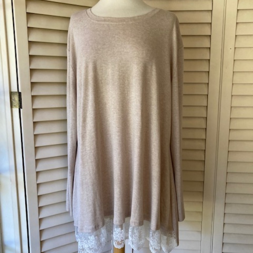 Sanifer Lace Trim Tunic Top